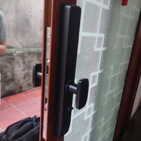 Khóa cửa vân tay Kardos SmartLock A109 TN Đen cửa lùa