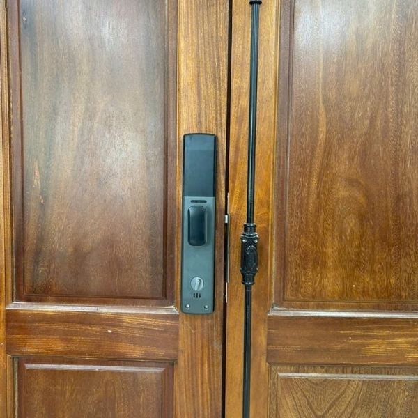 Khóa cửa vân tay Kardos SmartLock A15