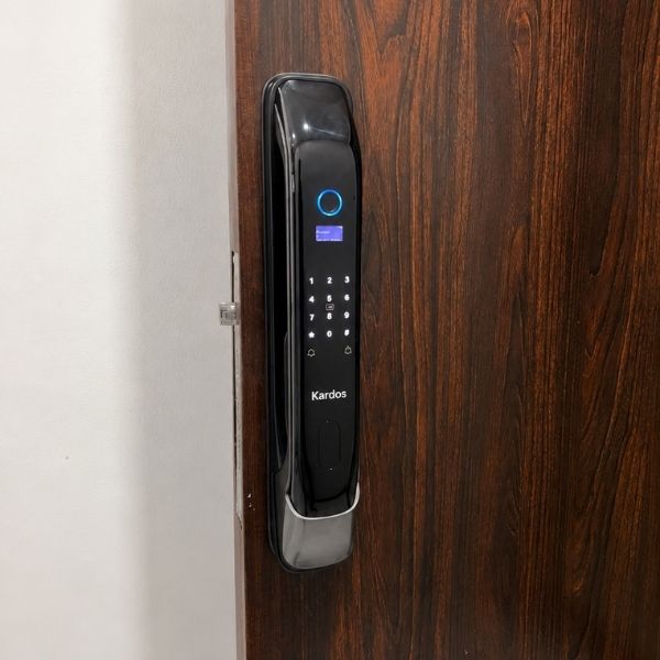 Khóa cửa vân tay Kardos SmartLock A15