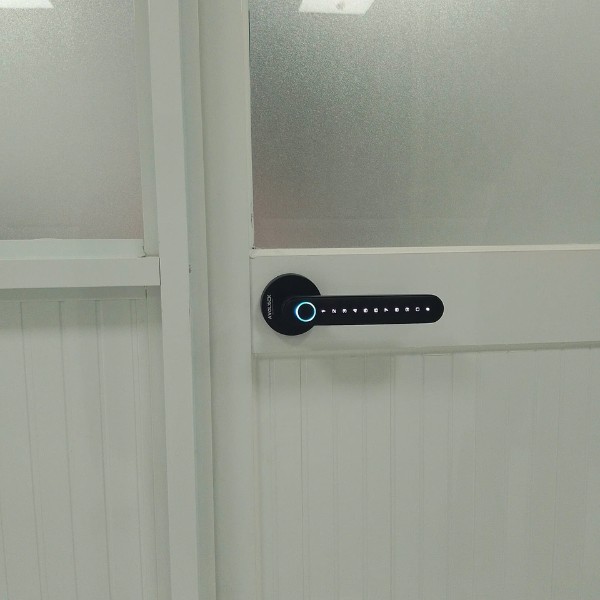 Khóa cửa Avolock AT 105