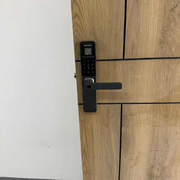 Khóa cửa vân tay Philips DDL615 5HBS