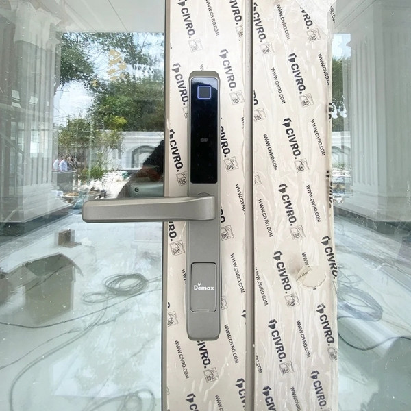 Khoá vân tay chống nước IP66 Demax EL606