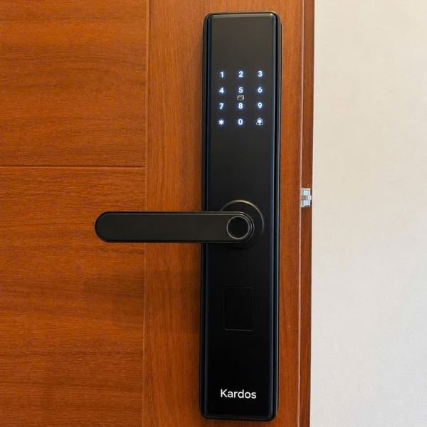 Khóa cửa vân tay Kardos SmartLock G63 Đen