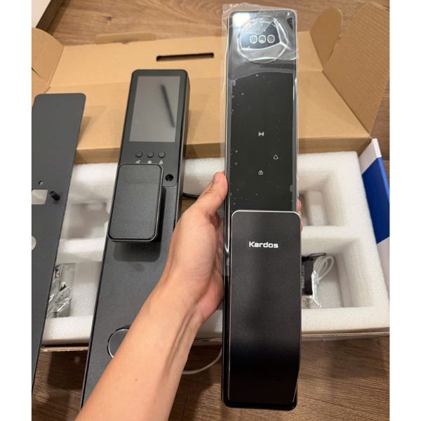 Khóa cửa thông minh kardos model GF18