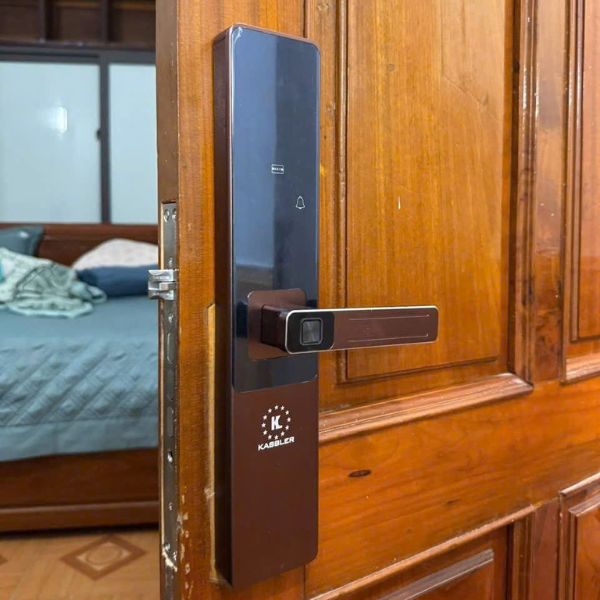 Khóa cửa vân tay Kassler KL567 CNC Copper - bán chạy tại Khóa Cửa 99