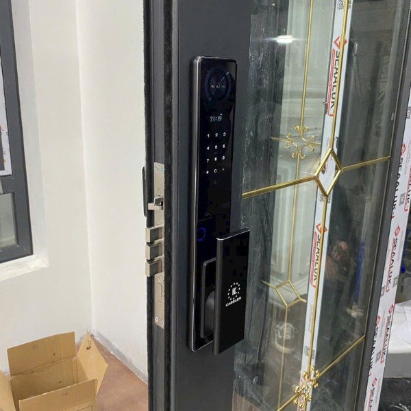 Khóa cửa vân tay KL868 CNC face 3D