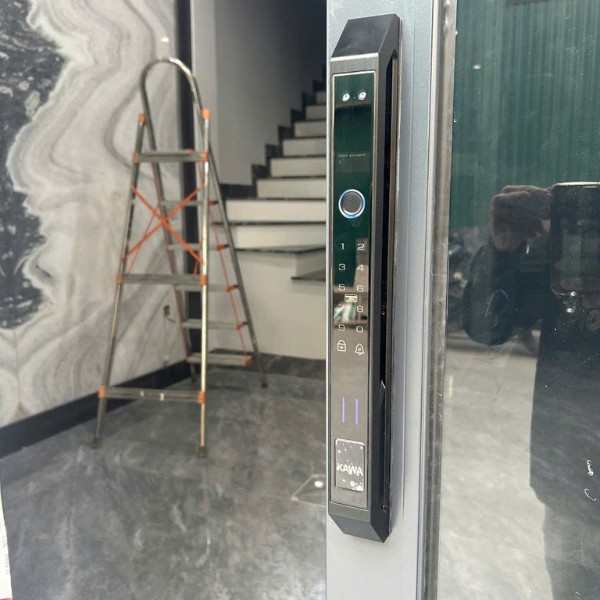 Khóa cửa nhôm vân tay Kawa KN666 Face ID chống nước
