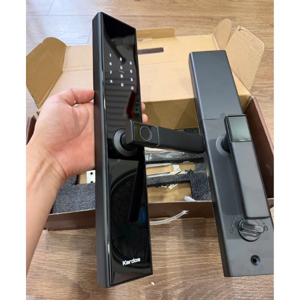 Khóa cửa vân tay Kardos SmartLock Q1 Đen