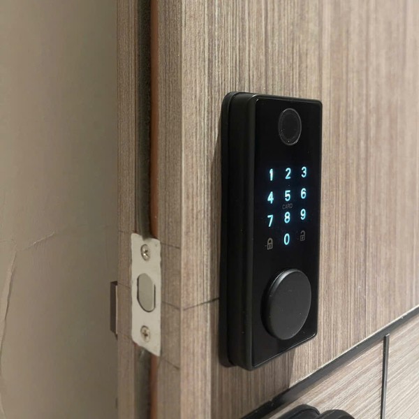 Khóa cửa phụ TTLOCK