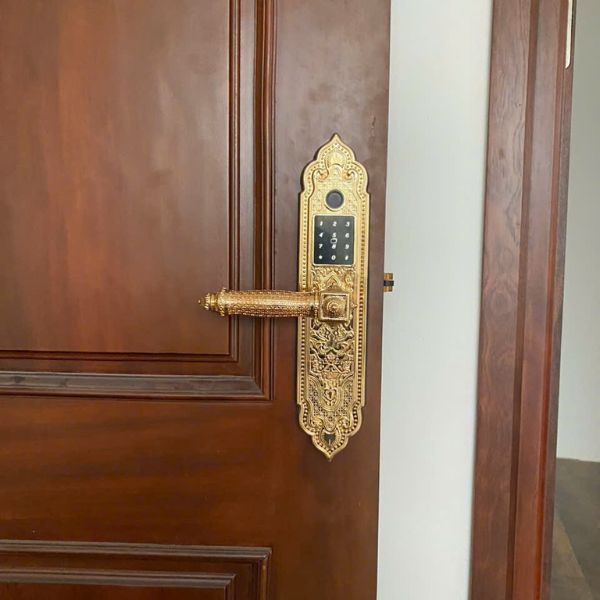 Khóa cửa vân tay Kardos SmartLock Villa 799